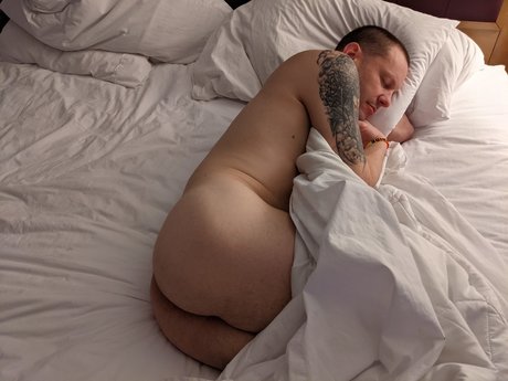 Patrick6c4 ポルノスター パーフェクト 写真