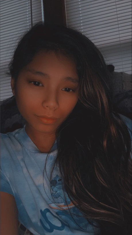 Queen Little Brat 完璧な女優 画像