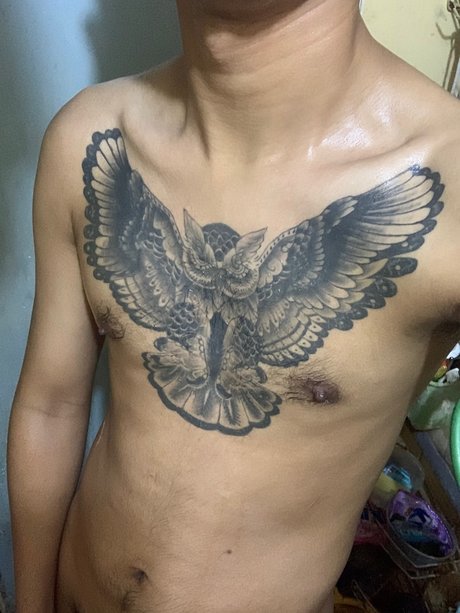 Putra 美しいモデル 写真