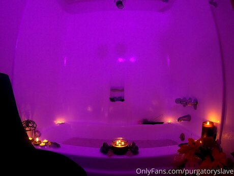 PurgatorySlave セクシーモデル 写真