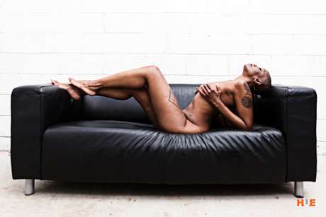 Shades Of Raine エロティックモデル 写真