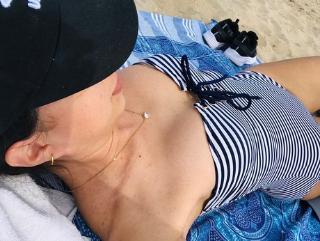 Maria Escobar 高品質モデル 写真