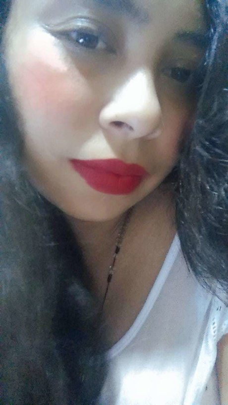 Marce Reyes アート女優 ギャラリー