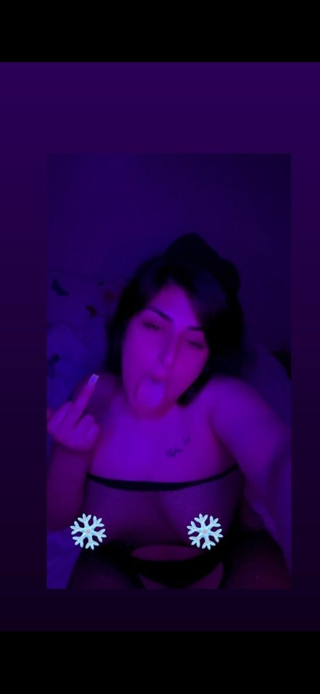 Robiannnadahoe アダルトモデル 写真