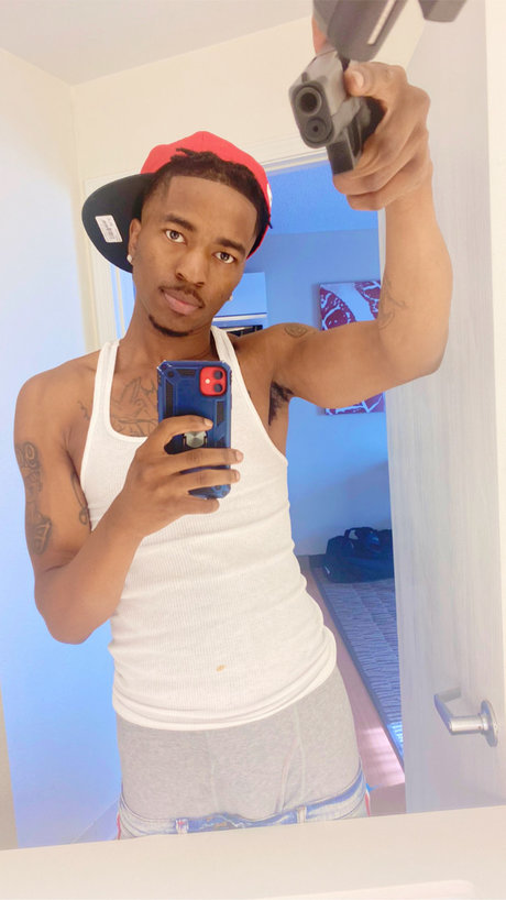 Markie Bee ヌードのポルノスター ギャラリー