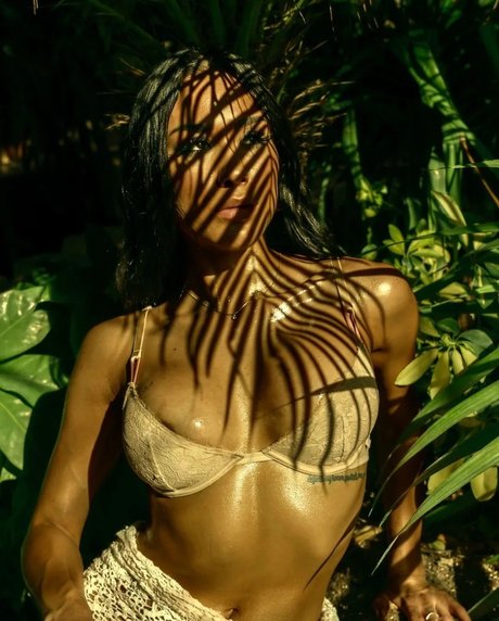 Marissa Blitz ポルノモデル 画像