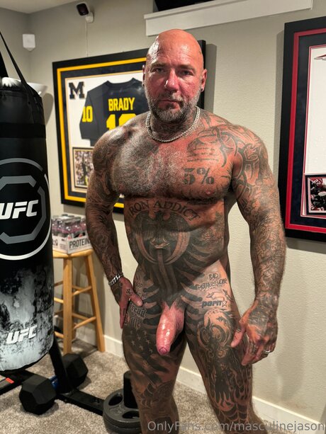 Jason Collins I Masculine Jason トップスター 写真