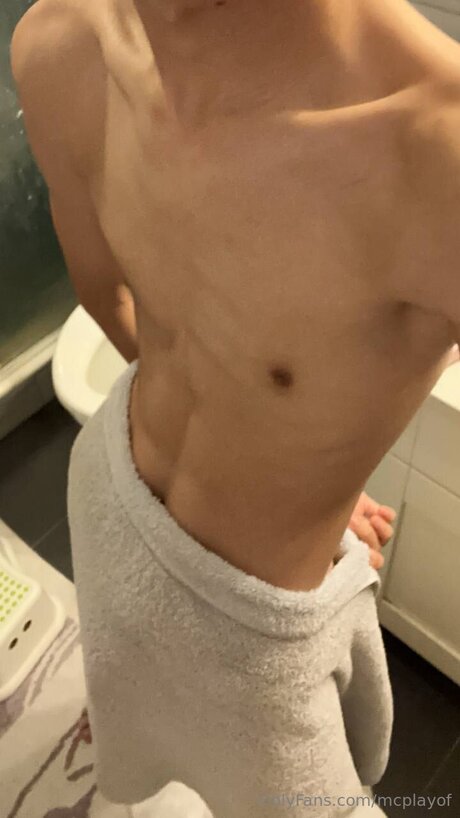 裸の熟女オンリーファンズ エロ ギャラリー