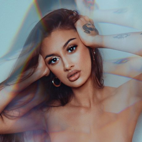 ワークアウト オンリーファンズ ホット 写真