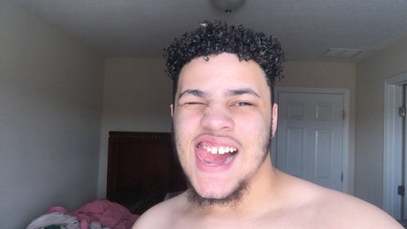 Keith Dillard トップ女優 写真