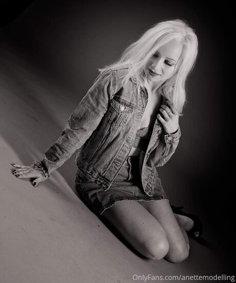 Aneta Hradecka セックス女優 ギャラリー