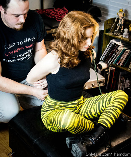 themdom ヌードモデル 写真