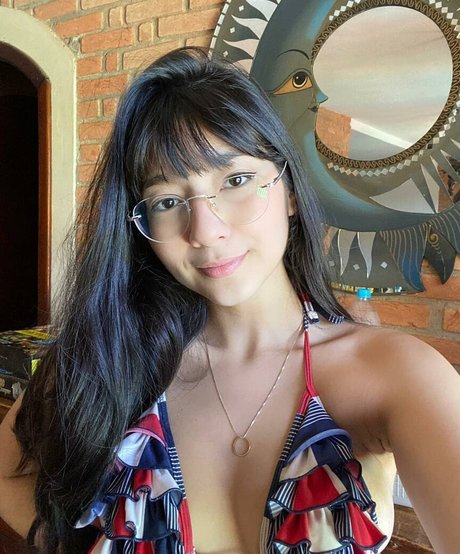 ヌード 屋外 OnlyFans 可愛い 画像