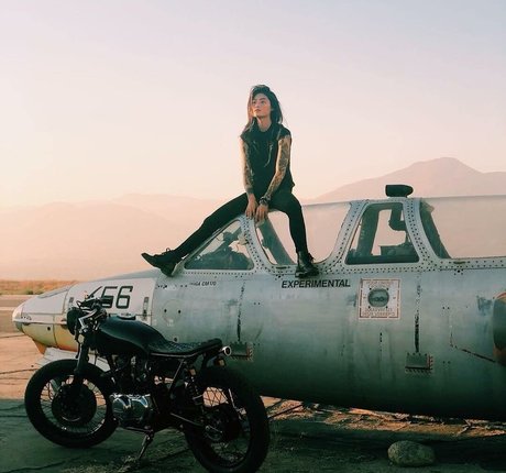 Mae Col かわいいモデル 写真