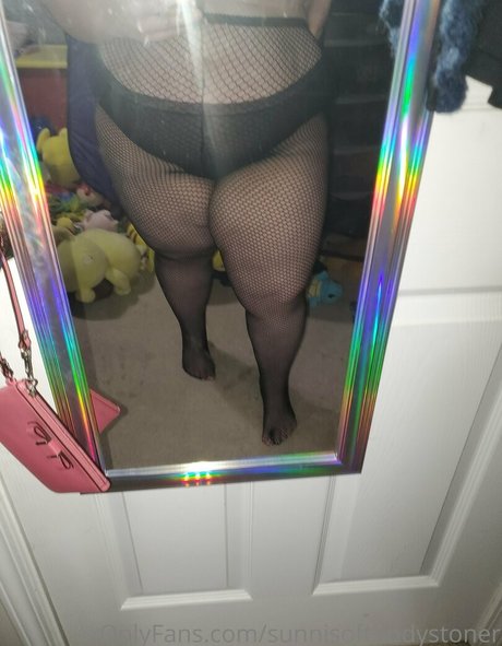 sunnisoftbodystoner ヌードモデル 画像