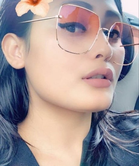 Real Goddessanna 独占スター 画像