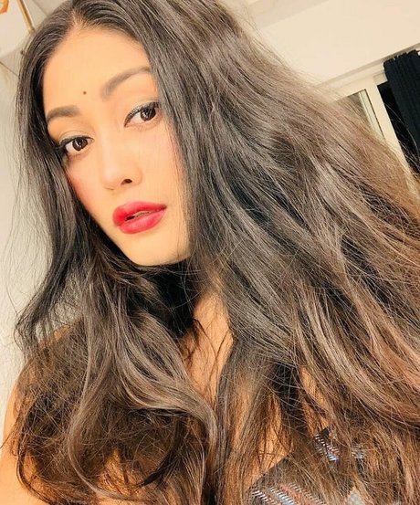 Real Goddessanna ポルノモデル ギャラリー