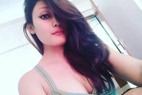 Real Goddessanna ポルノスター アダルト ギャラリー