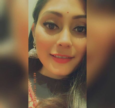 Real Goddessanna ポルノスター セクシー ギャラリー