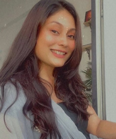 Real Goddessanna エロティックなポルノスター 画像