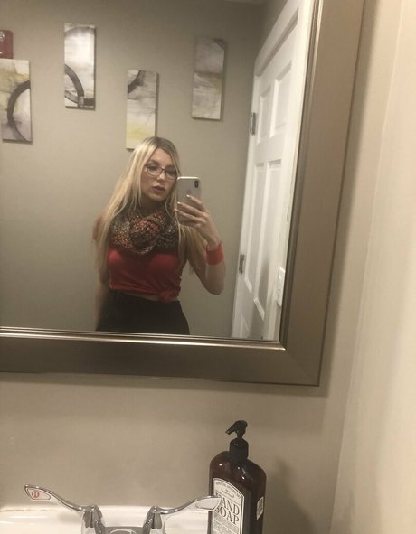 脱衣OnlyFans 美しいxxx 写真