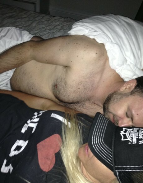 義理の妹オンリーファンズ 美しい裸 アーカイブ