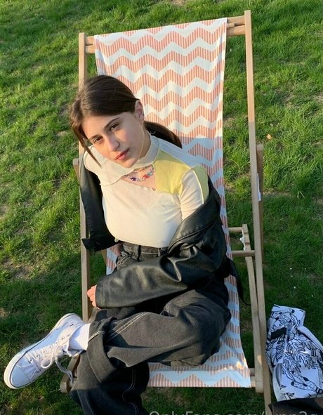 射精自撮りOnlyFans ホットヌード 写真