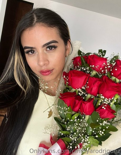 cinthyarodriguez モデル 画像