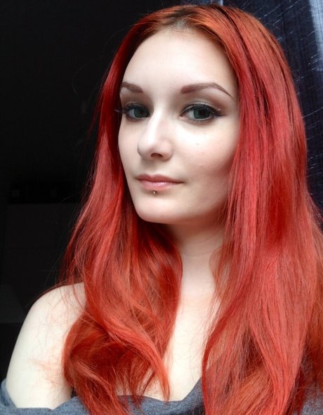 Vixena Siren xxxモデル 画像