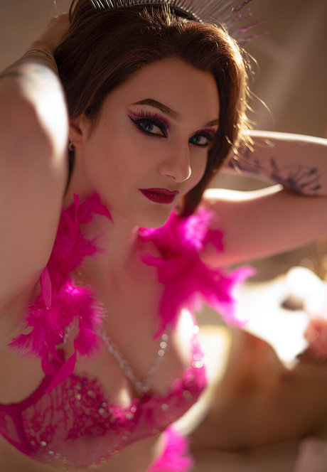 ぽっちゃり 主観視点 OnlyFans 美しいxxx 画像