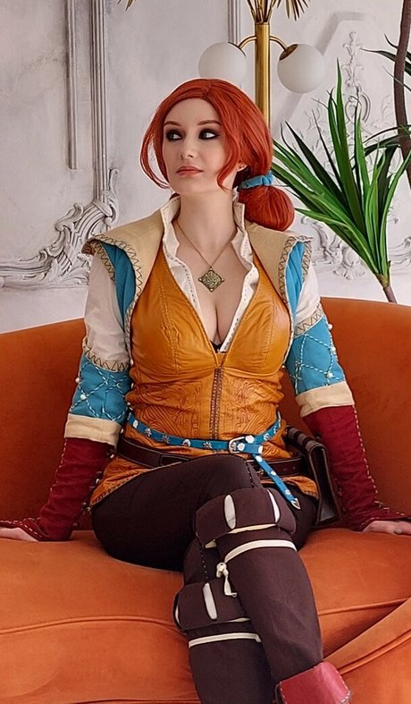 Vixena Siren セクシーなポルノスター 画像