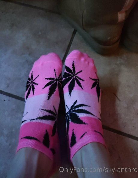 ルビーオンリーファン 無料セックス 写真