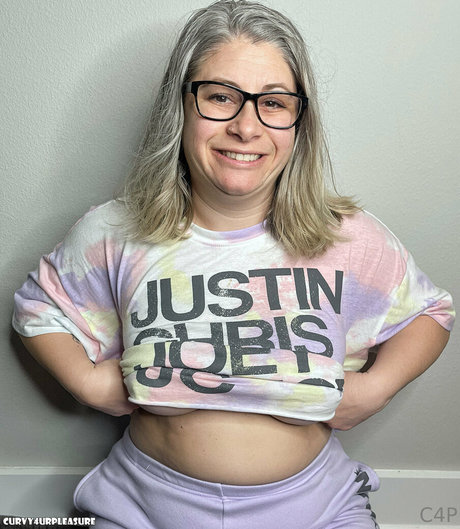 curvy4urpleasure アダルトモデル 画像
