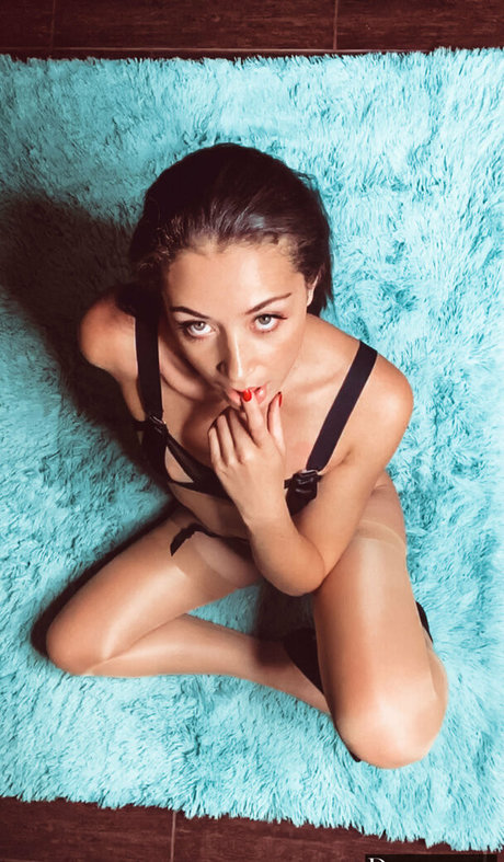 ポーグ xxx オンリーファンズ セクシー裸 写真