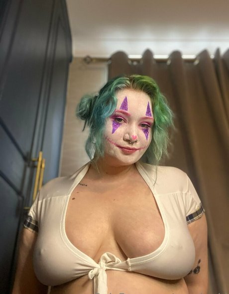 peachyrhi ポルノ女優 画像