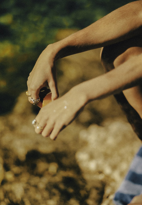 汚れた足オンリーファンズ ヌード 写真