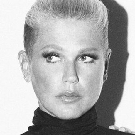 Xuxa Meneghel セクシーモデル 写真