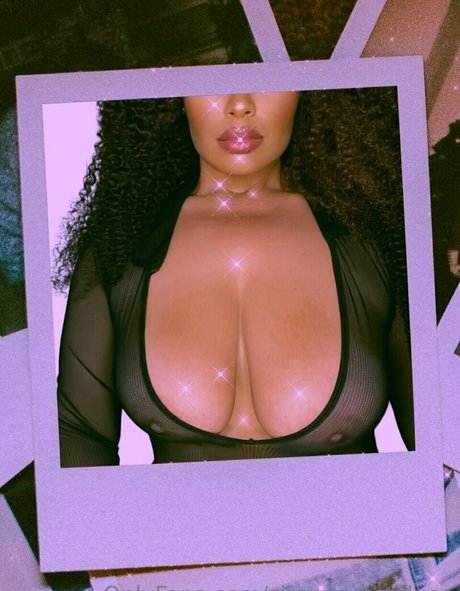 sirensaysseduce 裸のモデル 画像