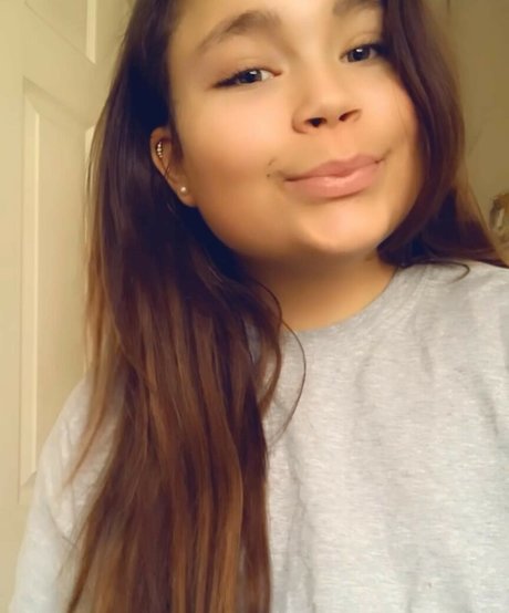 Shannon Dacombe トップ女優 ギャラリー