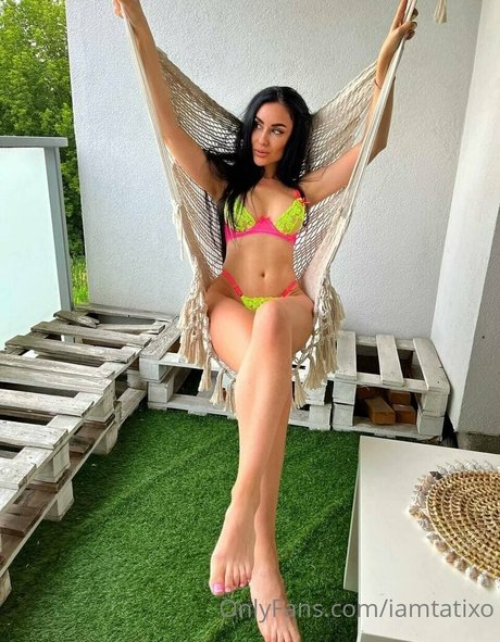 アジア人のティーンの足 オンリーファンズ 限定 写真