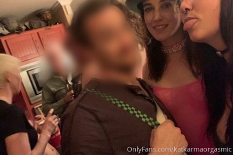 katkarmaorgasmic 高品質のスター 写真