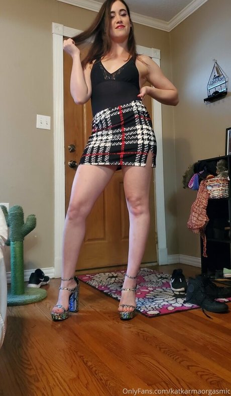 熟女の足オンリーファンズ 無料ポルノ 写真