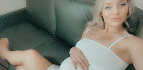 女性フィットネス オンリーファンズ セクシーヌード ギャラリー