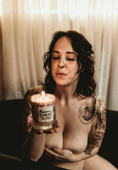 赤毛のソロOnlyFans えろた 写真