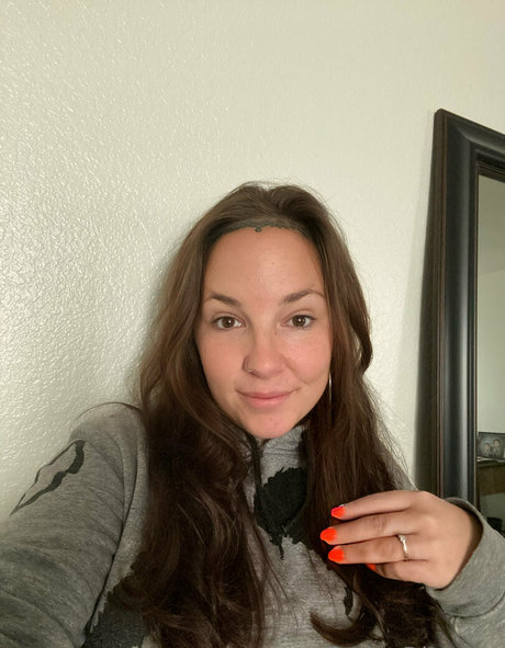 Corinasbooty ポルノ女優 写真