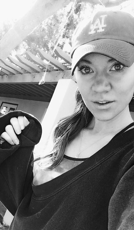 アナル熟女OnlyFans ホットヌード 画像