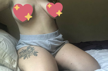 scorpiheauxx かわいいポルノスター アーカイブ