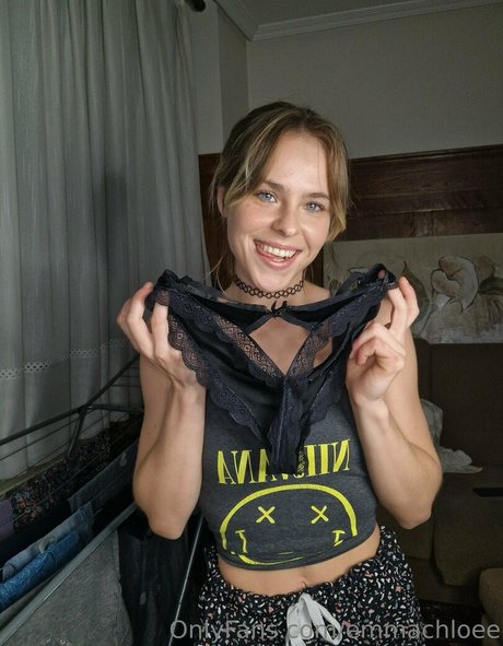 フィットネスインフルエンサーオンリーファンズ ホットポルノ 画像