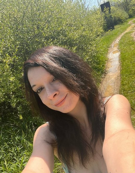 ラテン系ティーンオンリーファンズ ヌード ギャラリー