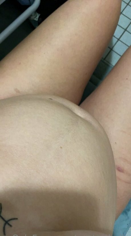 アジアン・エボニー・オンリーファンズ パーフェクト 写真